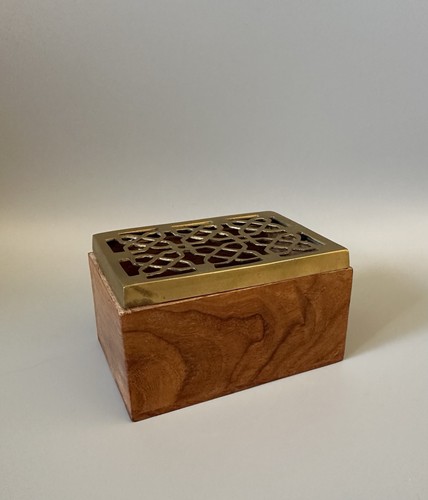 Vintage indian cricket box - indian,