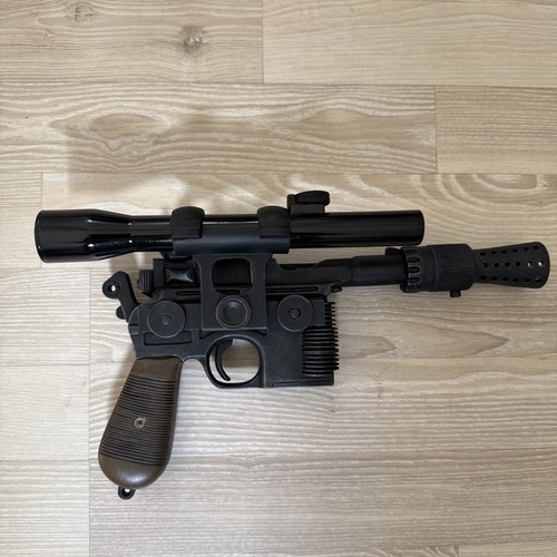 Han solo blaster stand - han, &