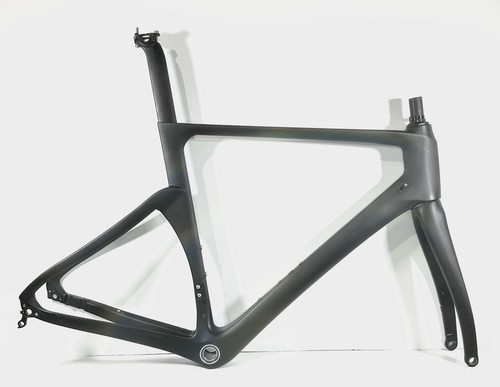 Full carbon aero road bike - carbon,