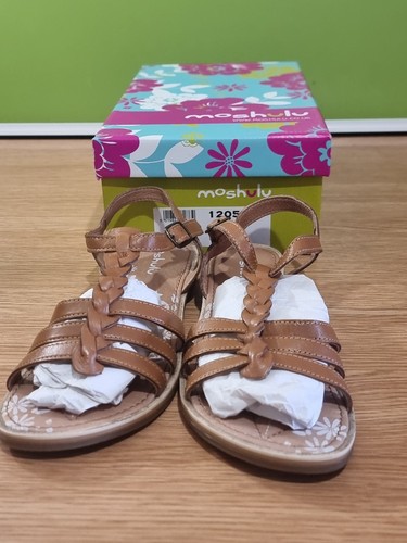 Moshulu flat strappy sandels - moshulu,