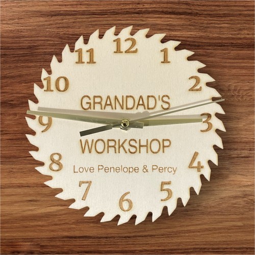 Large personalised wooden wall - large,