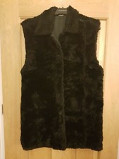 Ladies Black Furry Sleeveless Jacket, Gilet, Tendenza
