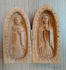 Wooden Carved Mary and Jesus Catholic Diptych