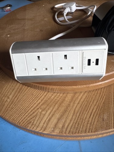 Desktop pdu 2usb - desktop, pdu-c-2w-2usb-1rj45