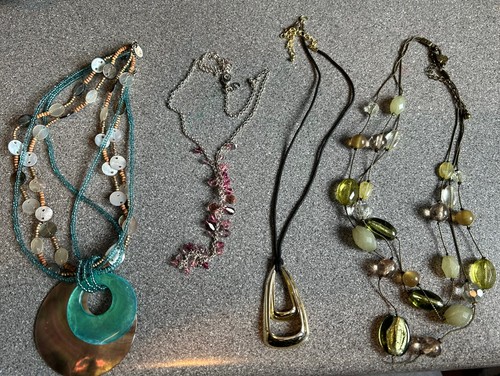 Vintage s necklaces - 4,