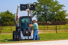 New Danuser T3 Hydraulic Post