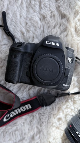 Canon eos mark iii - mark,