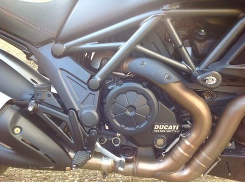 Ducati diavel 2011 similar - 2011,