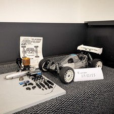 Mugen MBX5 2003  “Shelf Queen"  1/8th Scale Nitro Buggy + Full Paper Manual