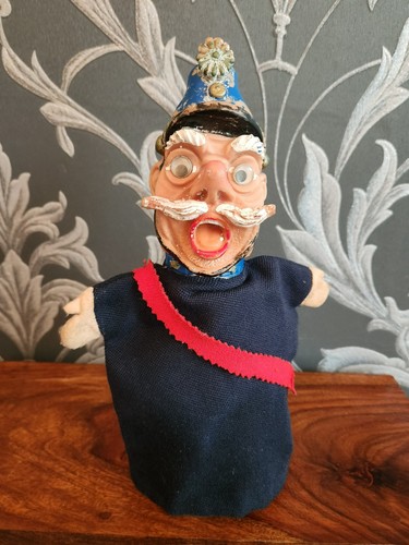 Vintage 1960 punch and judy - vintage,