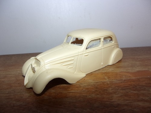 Body from peugeot - 1/35, 302