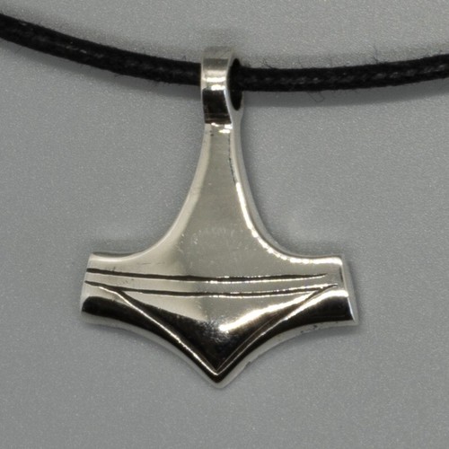 Thors hammer mjolnir pendant - hammer,
