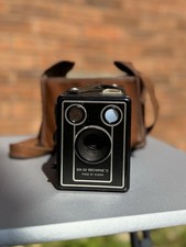 Vintage Kodak Brownie Box Camera, Six-20 Model D, Untested. (Comes with bag)