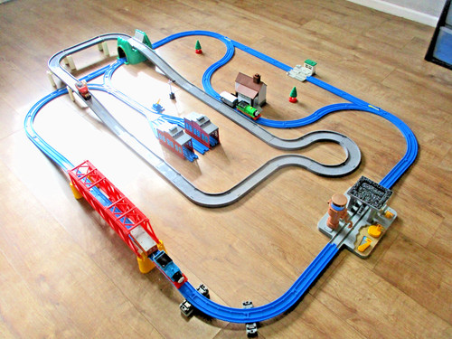 Tomy trackmaster thomas the - trackmaster,