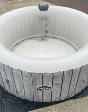 CleverSpa Waikiki Inflatable Hot Tub - Round 4 Person