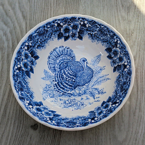 Queen thanksgiving turkey - thanksgiving,