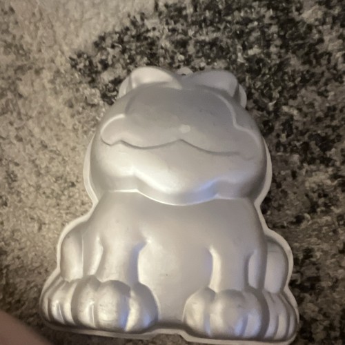 Garfield shaped aluminium - garfield,