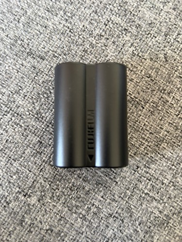 Fujifilm w235 rechargeable - fujifilm,