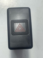 2004 HYUNDAI TRAJET HAZARD