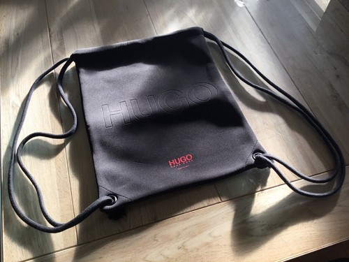 Hugo boss parfum bag