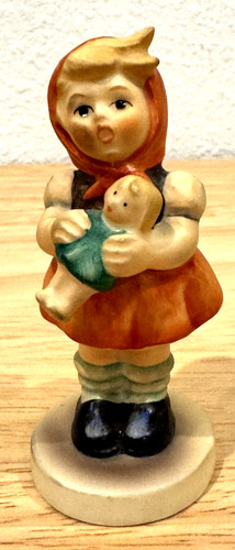 Hummel goebel girl with - girl,