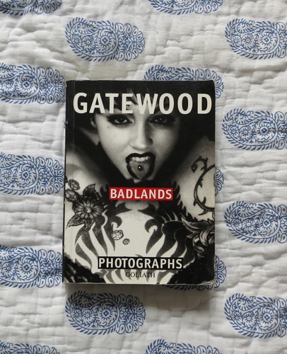 Badlands charles gatewood - badlands:,