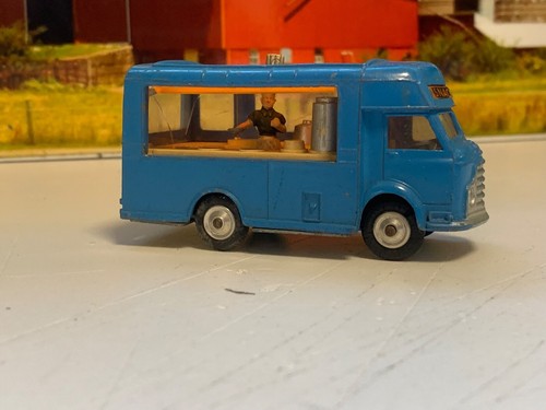 CORGI.1:43.VINTAGE.SMITHS