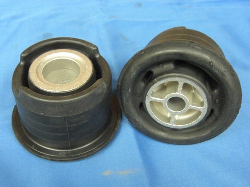 Jaguar daimler frame bush - ,