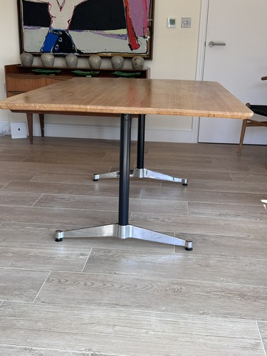 Oak dining table - , with