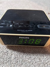 phillips wireless am/fm radio white AJ3112/05 clock radio