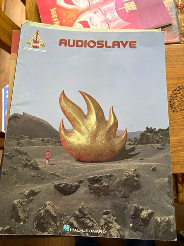 Hal leonard audioslave - audioslave, guitar