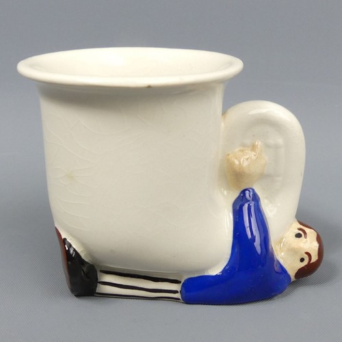 Carlton ware pottery novelty - ware,