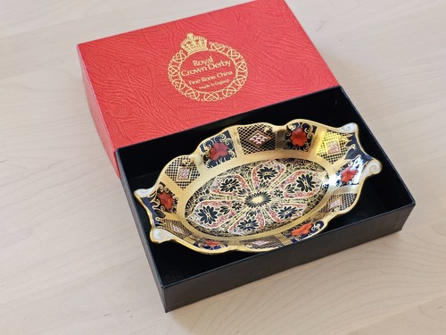 Royal crown derby - crown, imari