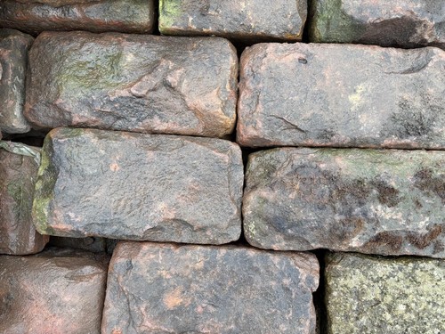Reclaimed red sandstone - red, pitch