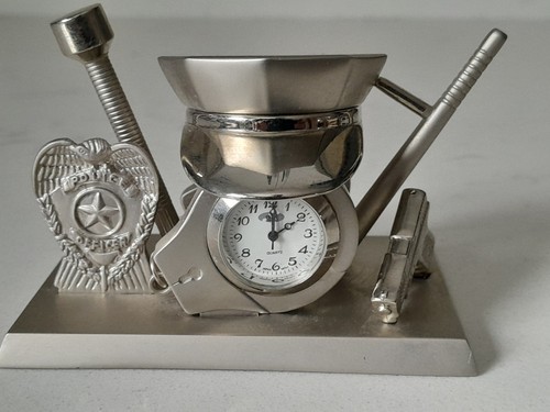 Vintage art deco cast metal - deco,