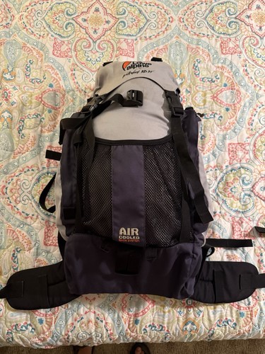 Small medium lowe alpine - lowe,