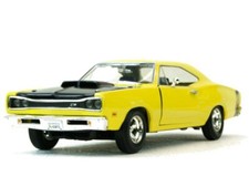 DODGE Coronet Super Bee - 1969 - yellow - MotorMax 1:24