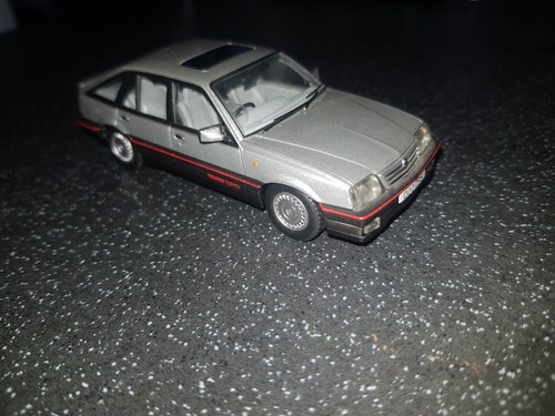 Corgi vanguards vauxhall - corgi,