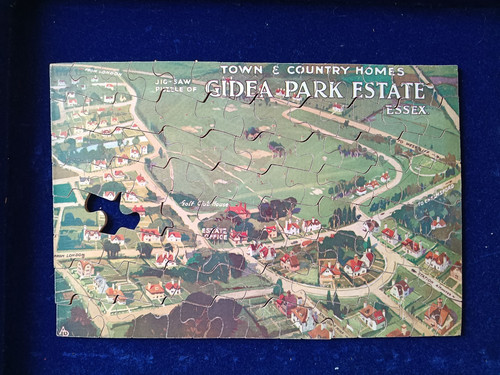 Vintage gidea park estate map - park,