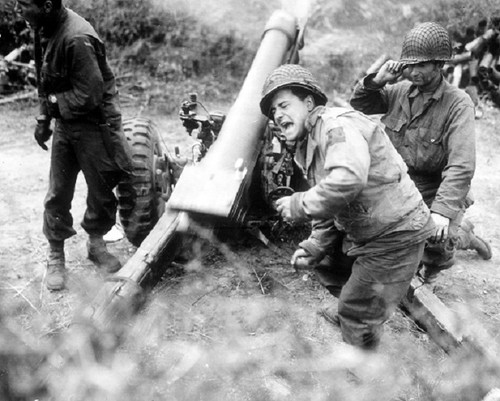 American howitzers shell - howitzers,