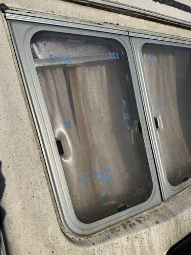 Caravan bailey front - bailey, left