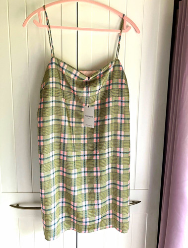 Glamorous petite pink - petite,