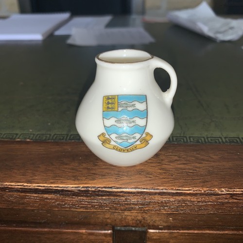 Goss crested china - crested,