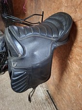 Easytrek Treeless Saddle with Girth