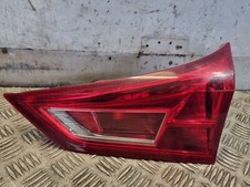 TOYOTA AURIS ESTATE TAIL LIGHT