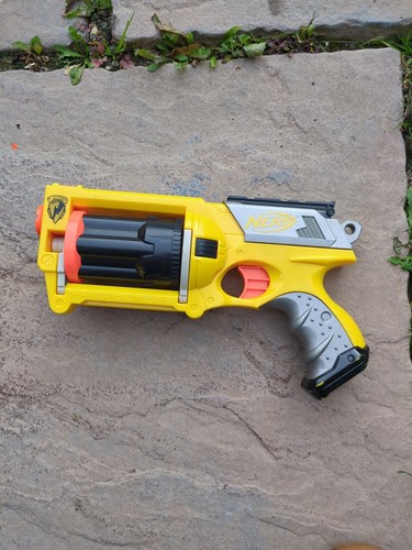 Nerf gun strike yellow - nerf,