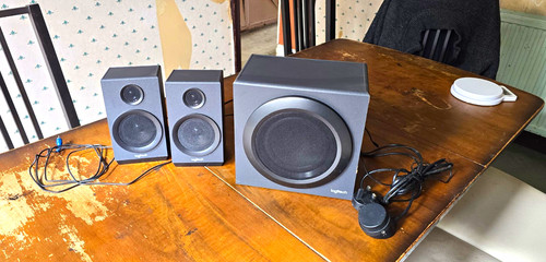 Logitech z333 wired - logitech,
