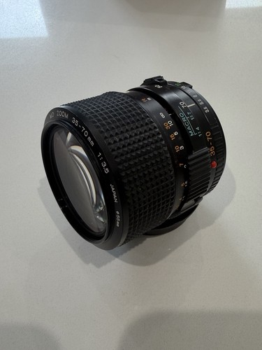 Minolta 70mm 5 - f/3.5, macro
