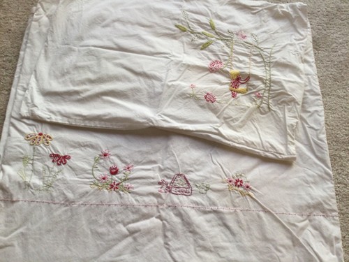 White company embroidered - white,