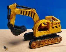 Classic Aquatics - Aquarium Ornament Digger Excavator Wreck Fish Tank - New